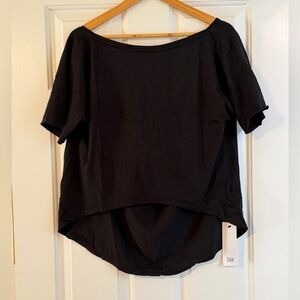 Oak NWT Black High-Low Short Sleeve Women's Top